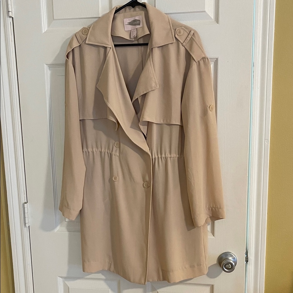 Forever 21 Tan Lightweight Trench Coat Jacket Size Small
